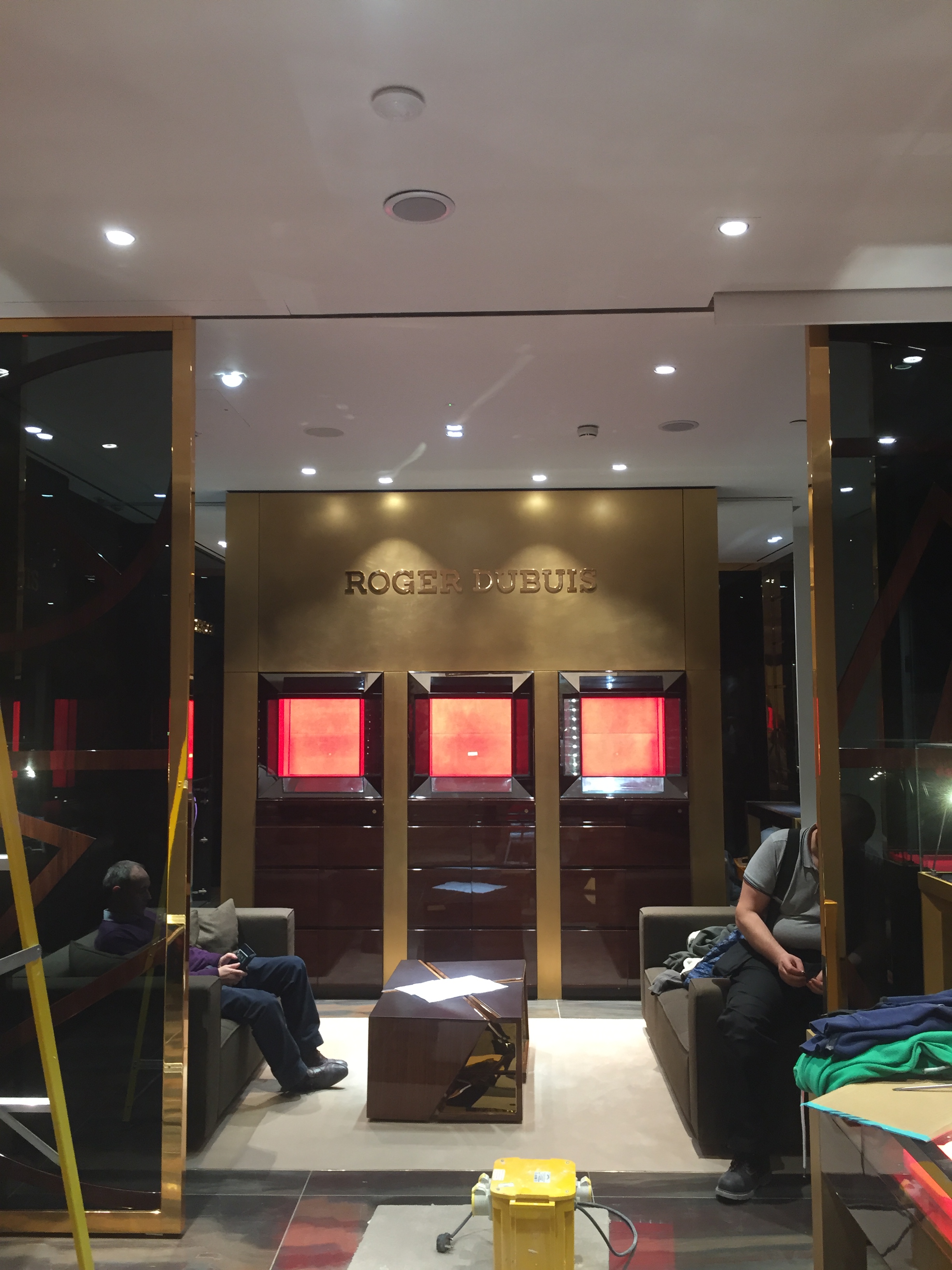 Shop fitting roger project